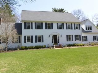 4 Quail Run, Medfield, MA 02052