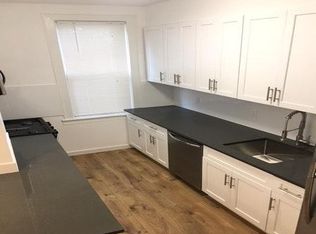 6860 76th St, Middle Village, NY