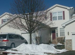 27 Spruce Hill Ct #1303, Hamburg, NJ 07419