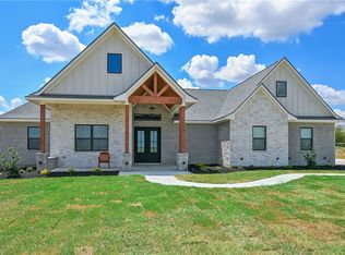 4677 Deadwood Ln, Bryan, TX 77808