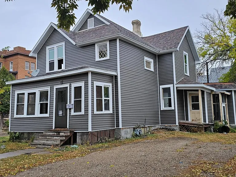101 7th Ave SE — Photo 18