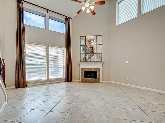 5th image of 25223 Walter Peak Ln