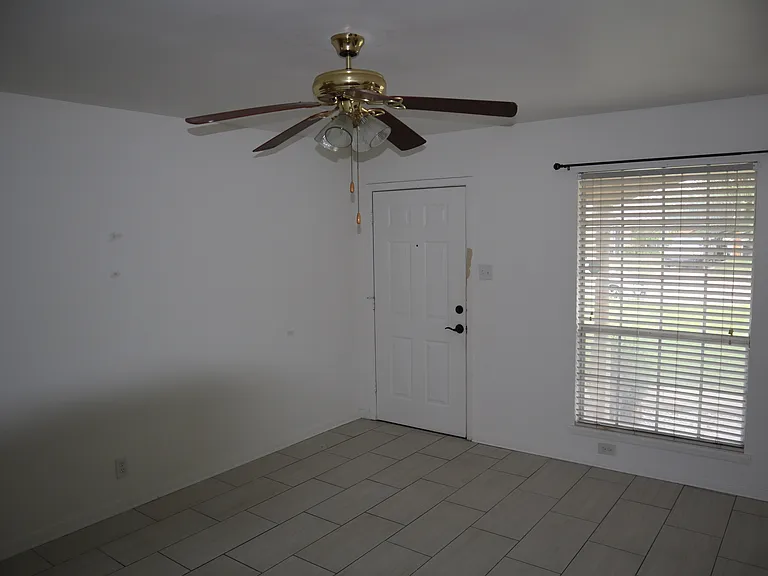 5726 Swift Creek Dr — Photo 13