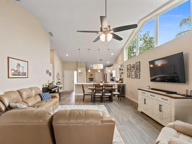 1401 Mahogany Pl — Photo 7