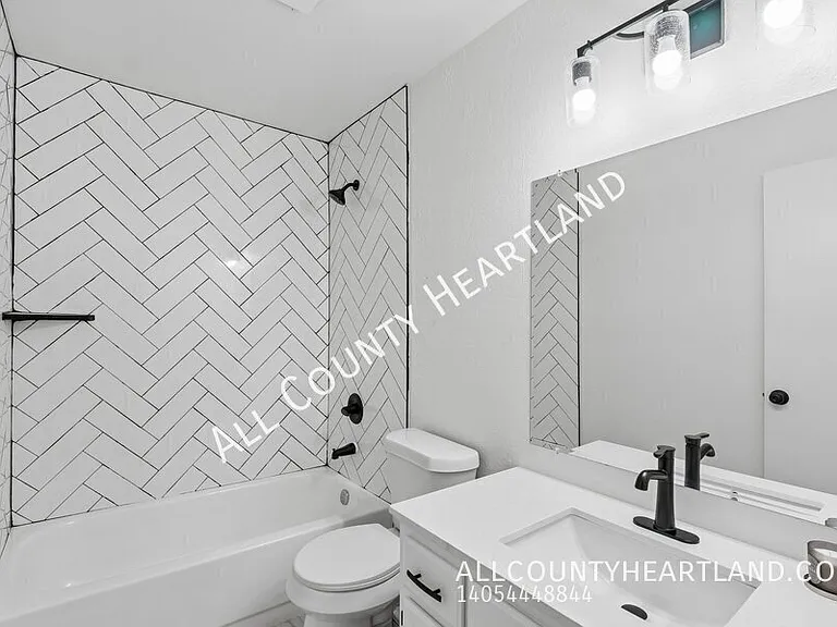 17116 Sunny Hollow Rd — Photo 9