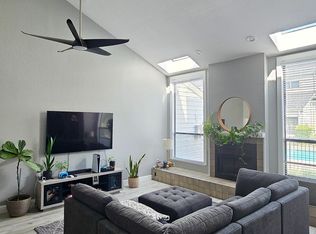 1604 Hood Rd APT E, Sacramento, CA 95825