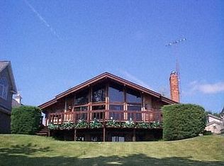 1223 River Rd, Saint Clair, MI 48079