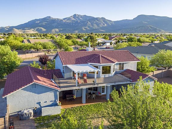 4th image of 2887 E Eagle Rock Dr