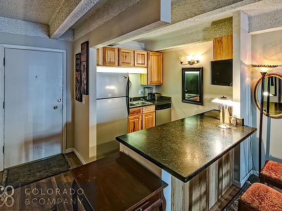2nd image of 1265 N Race St APT 307