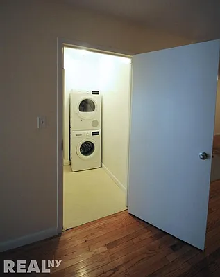 Rented by REAL New York | media 25