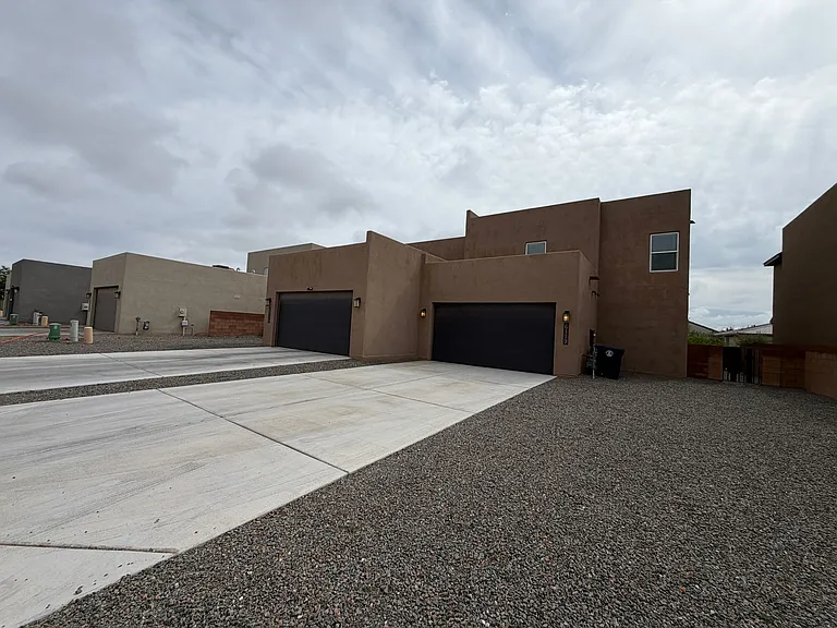 6119 Motherwell Dr SE — Photo 4