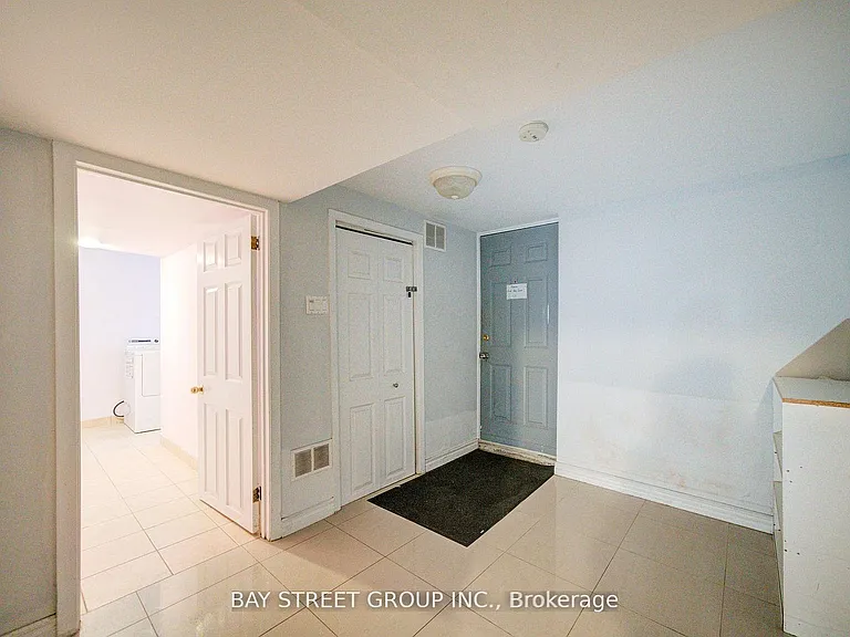 5 Lockdare St #BASEMENT — Photo 24