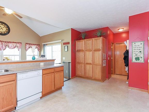 5th image of 4497 Aylesworth Dr