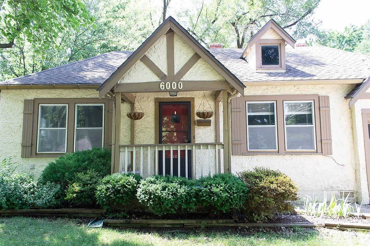 2 bed, 1082 sqft, $1,800 — Photo 3