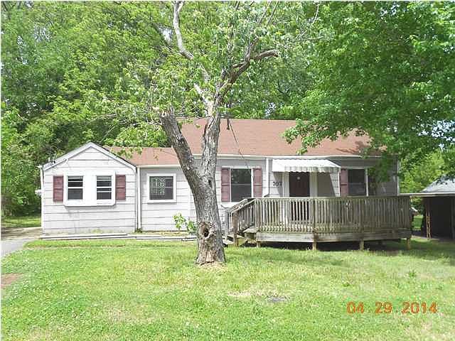 1st image of 707 W Henderson Dr