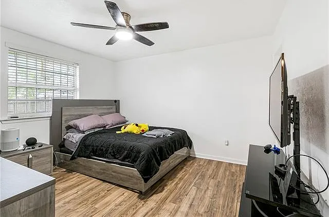1516 Mayfield St — Photo 8