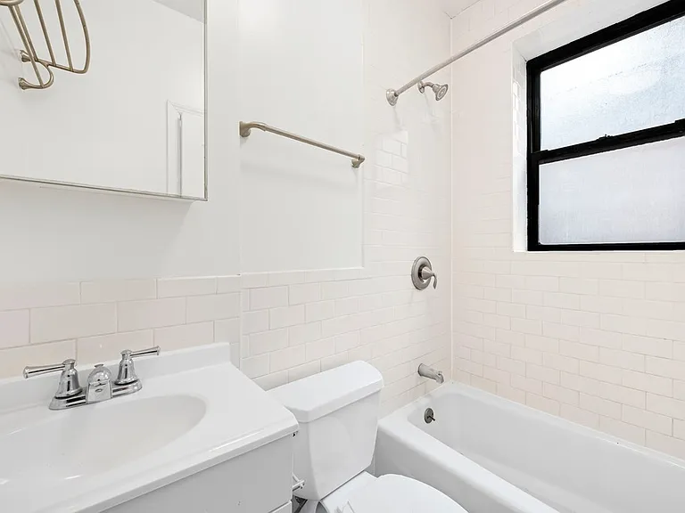 466 Amsterdam Ave #3B — Photo 6