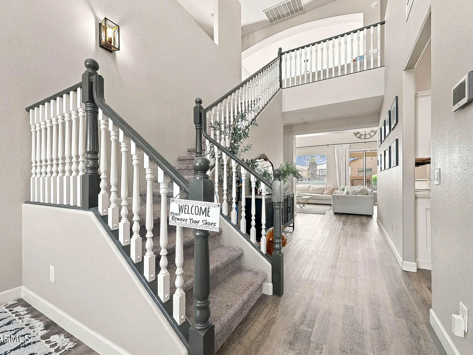 5 bed, 2.5 bath, 3113 sqft, $3,500 — Photo 2