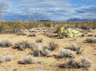 W Juniper Dr, Yucca, AZ 86438