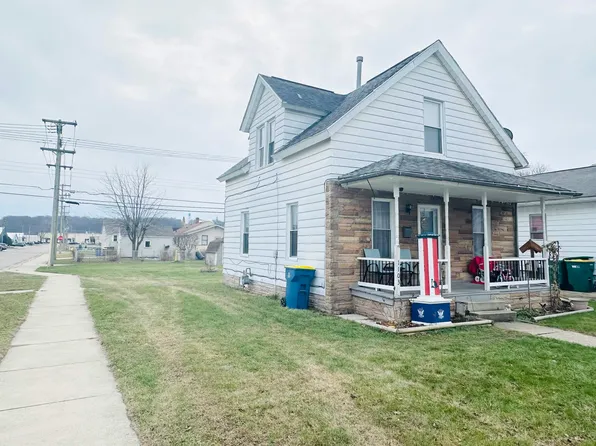 1103 W 7th St, Mishawaka, IN 46544