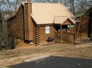 31 Chandler Ln, Branson West, MO 65737