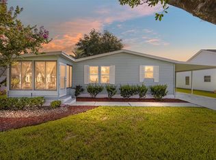 715 Bolivar St, Lady Lake, FL 32159