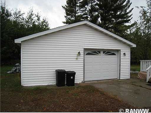 2nd image of 900 24 15/16th Street