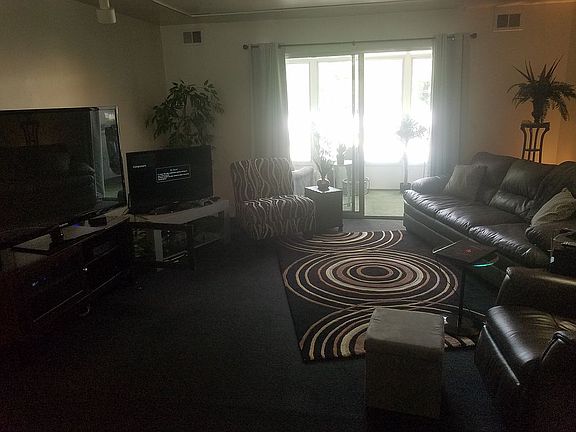 4th image of 32080 Grand River Ave APT 59