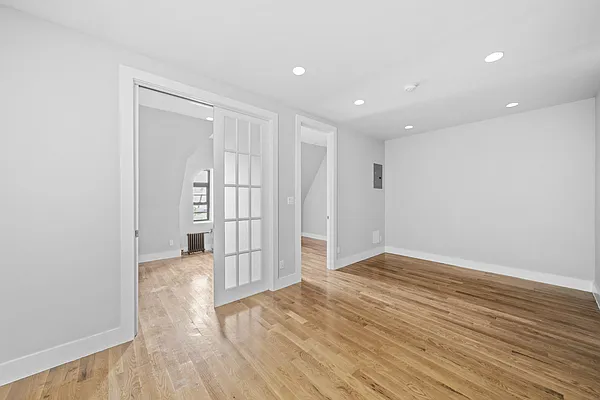 Rented by Vector New York, LLC | media 14