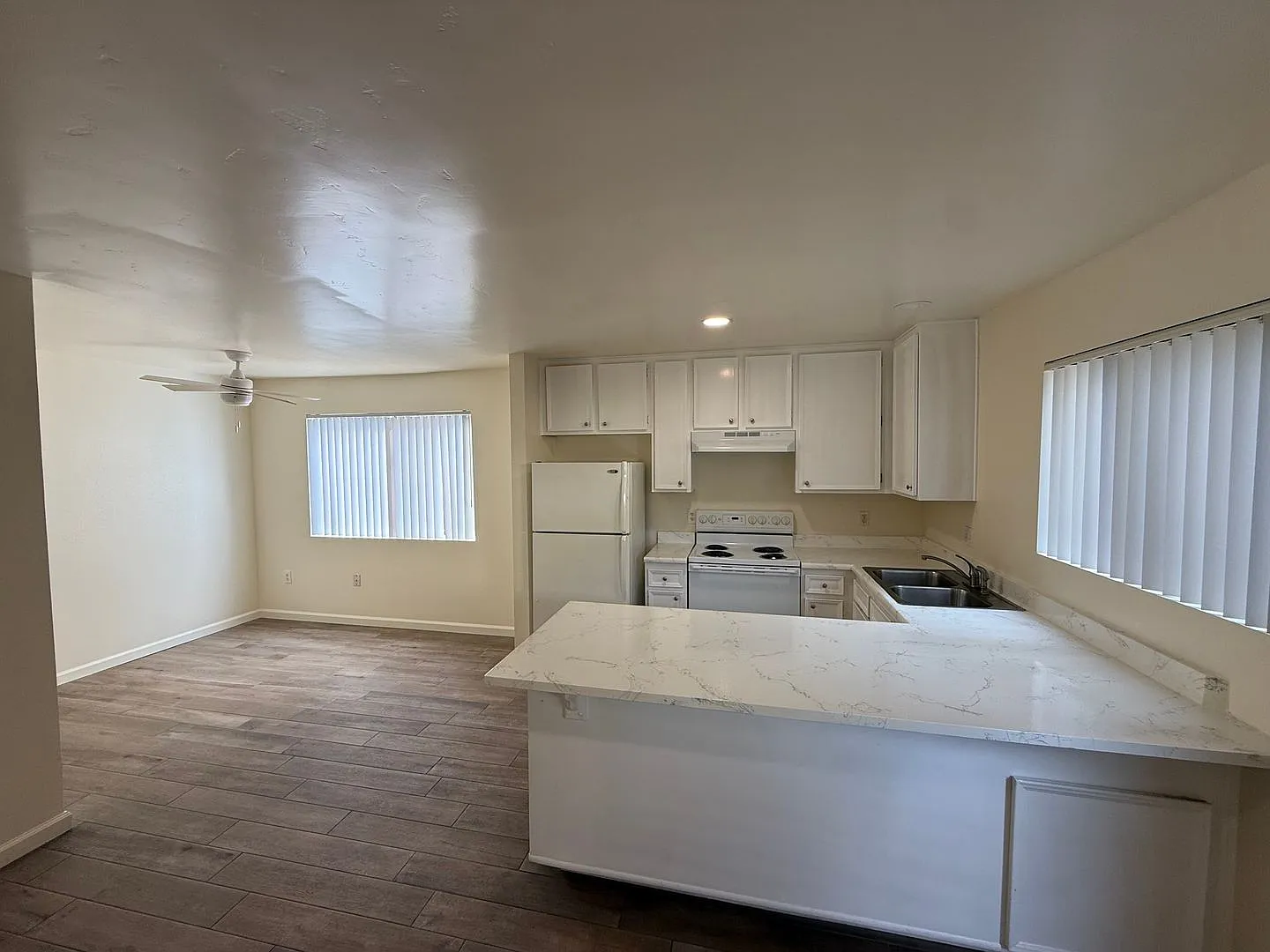 Mira Monte Apartments — Photo 4