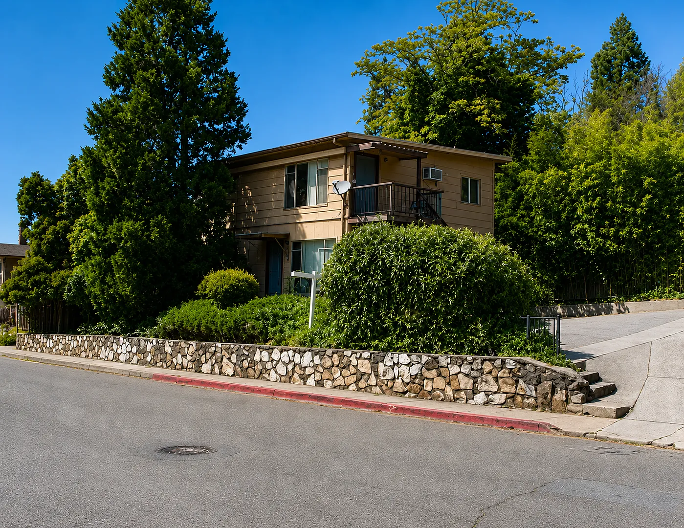 425 Finley St.(1-9) — Photo 1