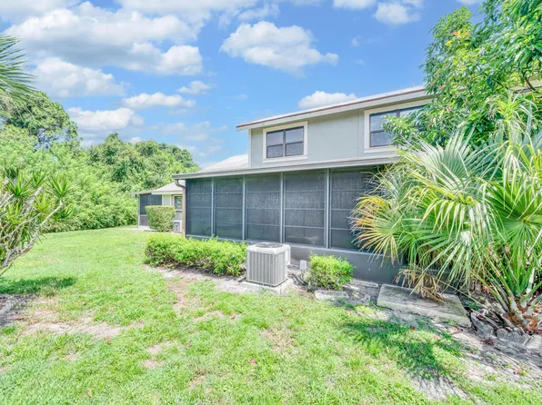 1561 SE Harmony Court, Port St Lucie, FL 34952