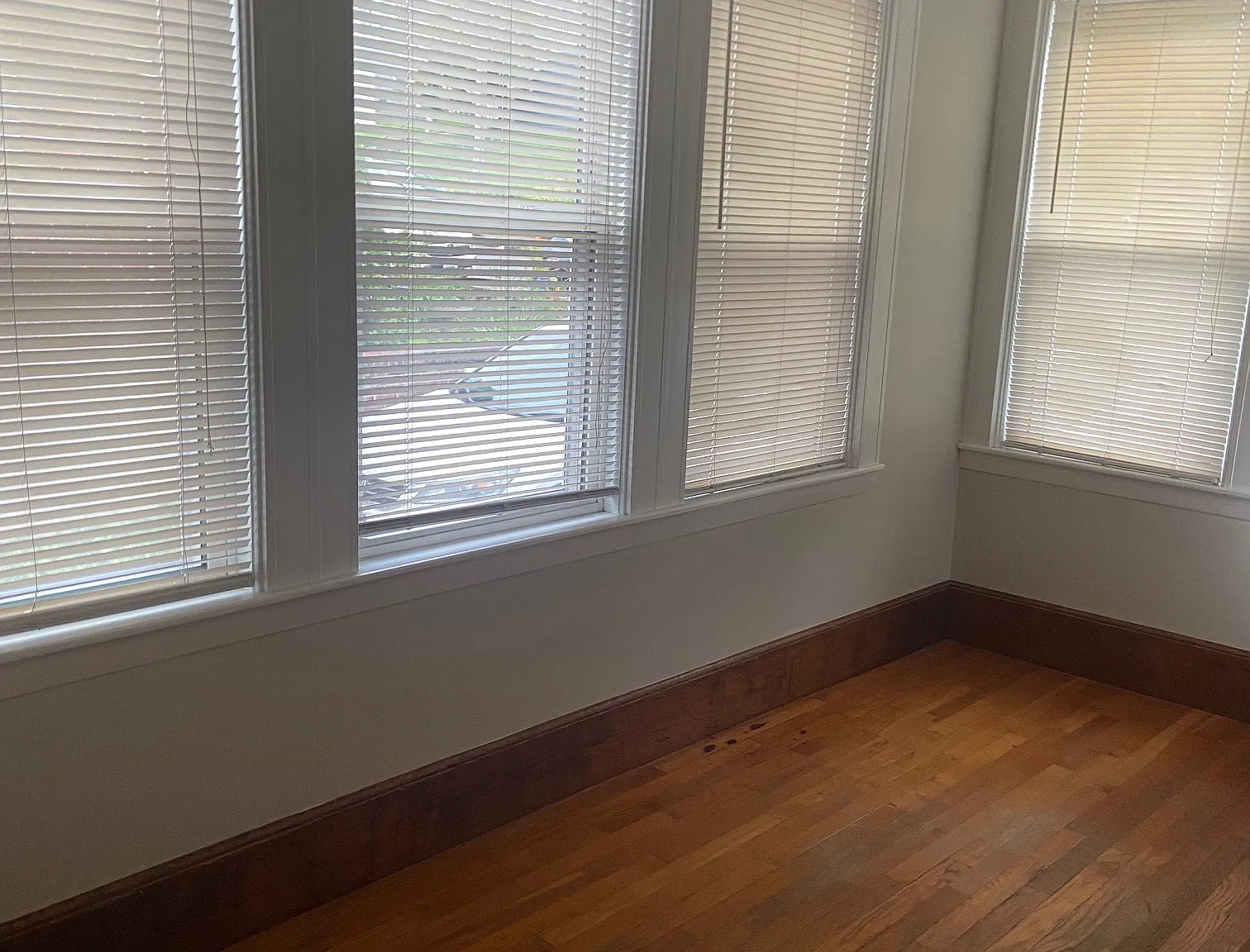 2 bed, 1300 sqft, $2,500 — Photo 4