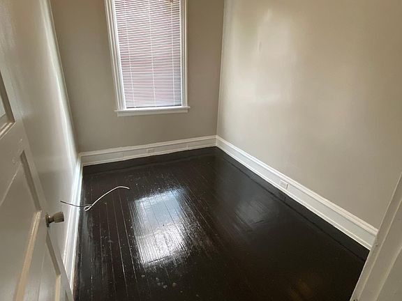 3rd image of 710 Chimborazo Blvd #2