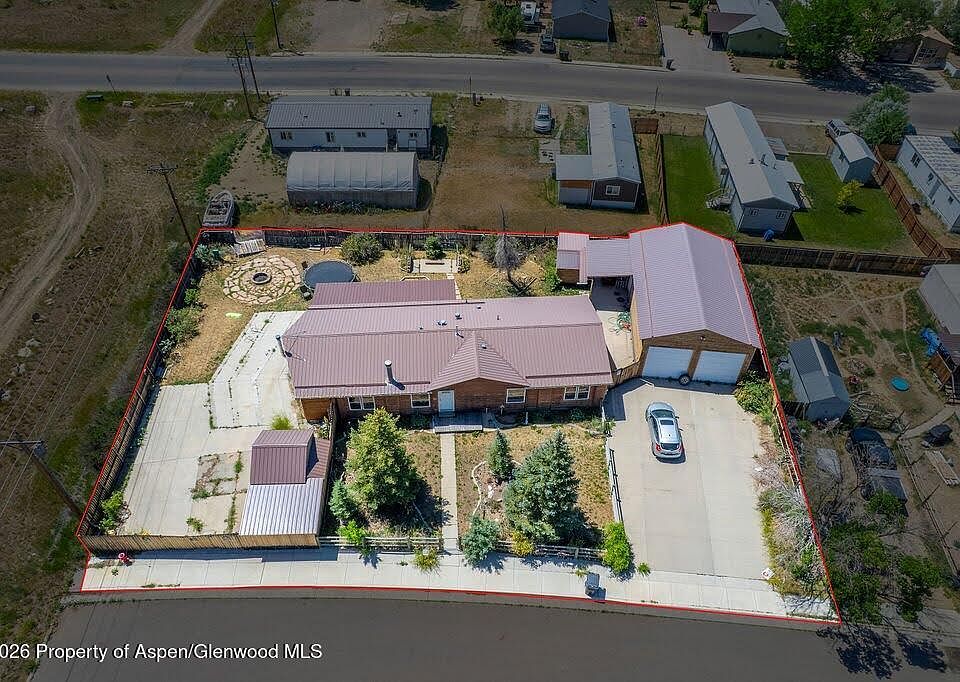 1st image of 2110 Alder Pl