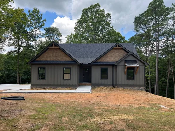 81 Country Rd, Talking Rock, GA 30540