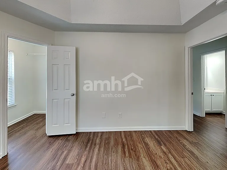1020 Ridgefield Cir — Photo 11