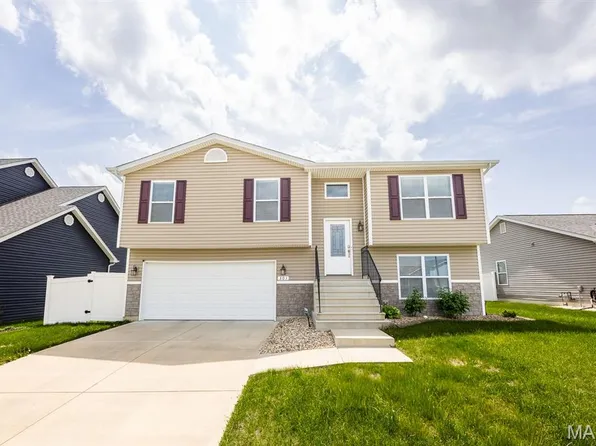 301 Cherylwood Dr, Fairview Heights, IL 62208