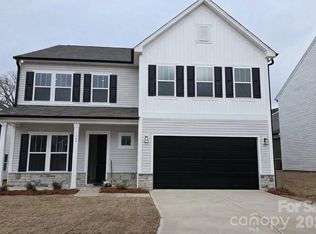 1408 Autumn Colors Ln, High Shoals, NC 28077