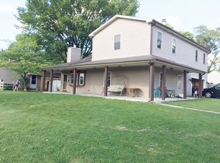 1 Denham Dr, Montgomery, IL 60538