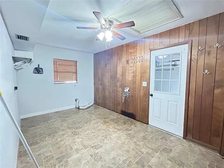 1241 N Lake Elbert Dr NE — Photo 12