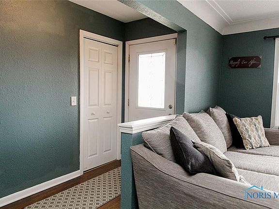 4th image of 23180 W State Route 51