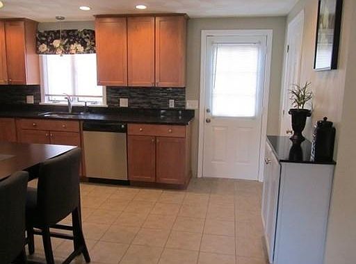 5th image of 22 N Central St APT 6