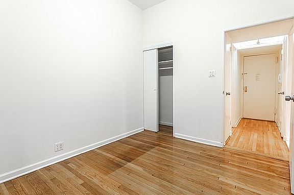 5th image of 133 E 84th St APT 3C