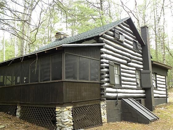 1st image of 480 Perry Dr
