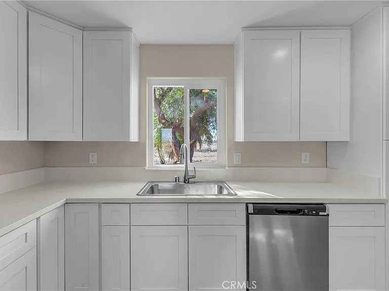 1341 Beach Club Dr — Photo 10