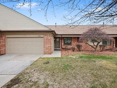 20604 Birch Meadow Dr, Clinton Township, MI, 48036