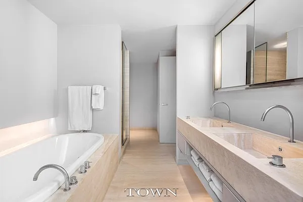 Rented by Town Residential | media 4