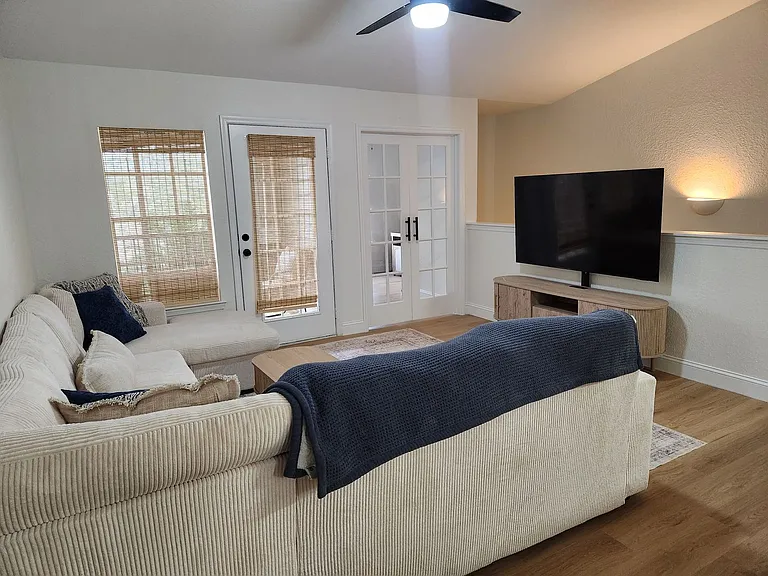 8926 Manor Loop #201 — Photo 6