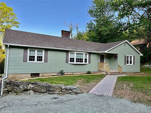 2nd image of 571 Granville Rd